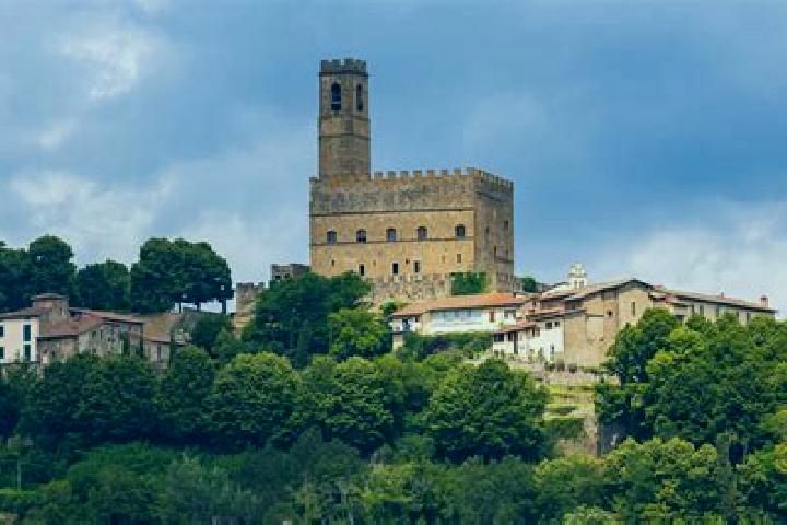 Olivia, 32 — Escort in Poppi, Italy