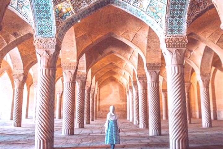 Olivia, 32 — Escort in Shush, Iran