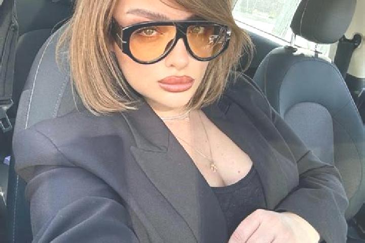 Olivia, 32 — Escort in Vakhrushev, Russia