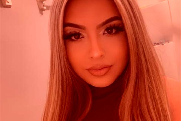 Olivia, 33, a blonde amber-eyed latina companion based in Giumarra. Offering Overnight, Striptease, Fetish. Available for incall and outcall, overnight booki...