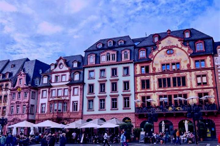 Olivia, 33 — Escort in Klamp, Germany