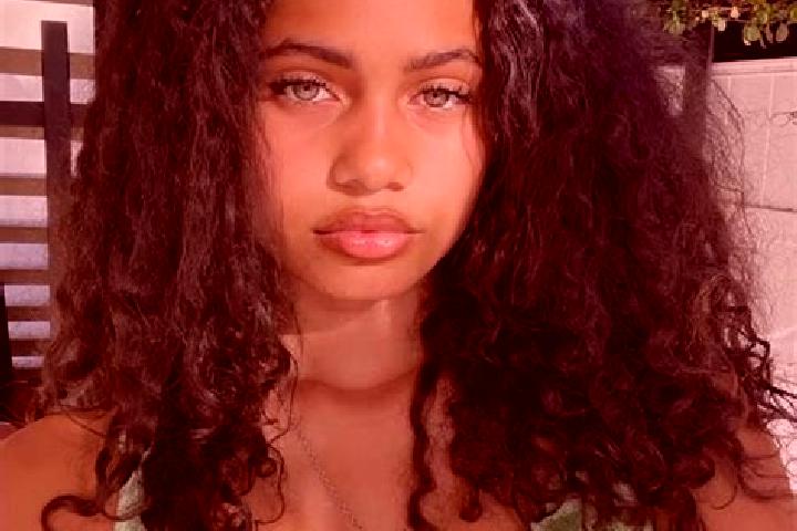 Olivia, 34, a blonde amber-eyed mixed companion based in Guemou. Offering Party Girl, Dinner Date. Available for incall and outcall, overnight bookings avail...