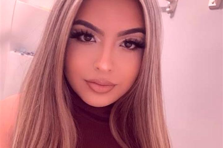 Olivia, 34, a blonde brown-eyed latina companion based in Soria. Offering Duos, Fetish, Party Girl, 69. Available for incall and outcall, overnight bookings ...