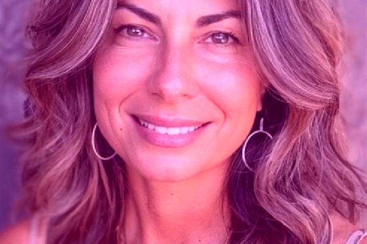 Olivia, 34, a brunette grey-eyed latina companion based in Mermaid Waters. Offering GFE, Duos, Girlfriend Experience, Overnight. Available for incall and out...