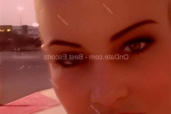 Olivia, 34 — Escort in Novki, Russia