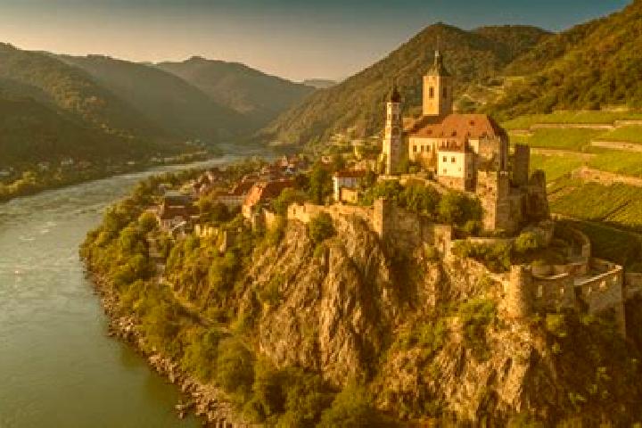 Olivia, 34 — Escort in Poeggstall, Austria