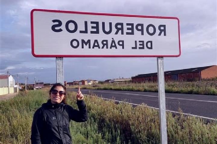 Olivia, 34 — Escort in Roperuelos del Paramo, Spain