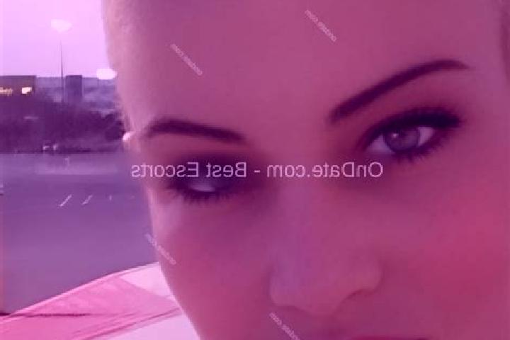 Olivia, 34 — Escort in Stiubieni, Romania