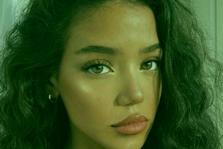 Olivia, 35, a black brown-eyed indian companion based in Conchil-le-Temple. Offering GFE, CIM, Overnight. Available for incall and outcall, day and evening d...