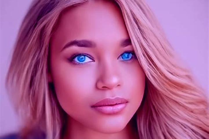 Olivia, 35, a blonde blue-eyed latina companion based in Jatiel. Offering A-Level, Fetish. Available for incall and outcall, overnight bookings available.