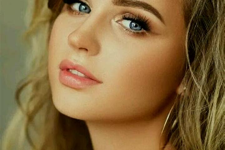 Olivia, 35, a dark blonde blue-eyed ebony companion based in Tornio. Offering Duos, Couples, Dinner Date, BDSM. Available for incall and outcall, day and eve...