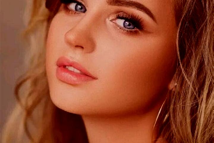 Olivia, 35, a dark blonde blue-eyed mediterranean companion based in Pakuniran. Offering Erotic Massage, Deep French Kissing. Available for incall and outcal...