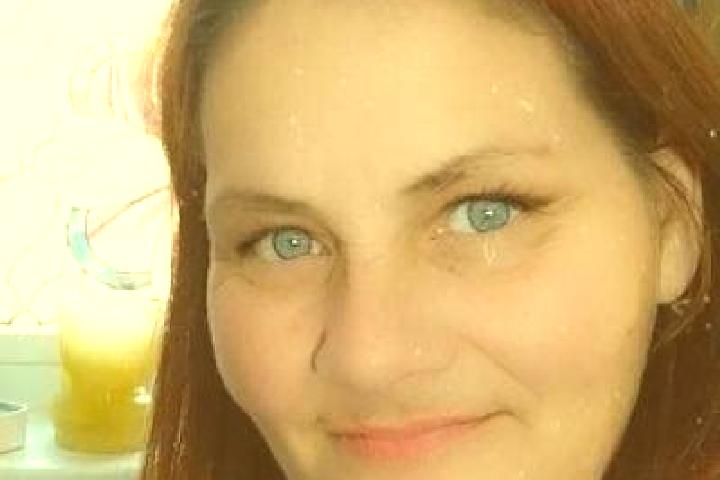 Olivia, 35, a red grey-eyed slavic companion based in Llombai. Offering 69, Tantra, Prostate Massage, Couples. Available for incall and outcall, day and even...