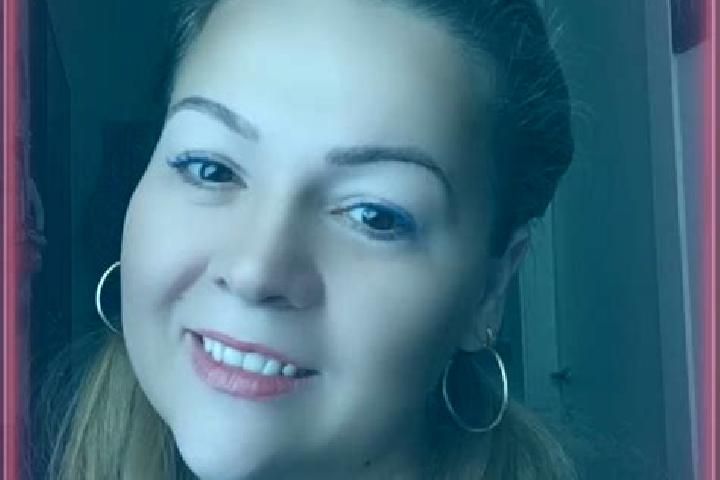 Olivia, 35 — Escort in Petrila, Romania