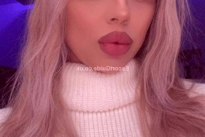 Olivia, 35 — Escort in Slough, United Kingdom