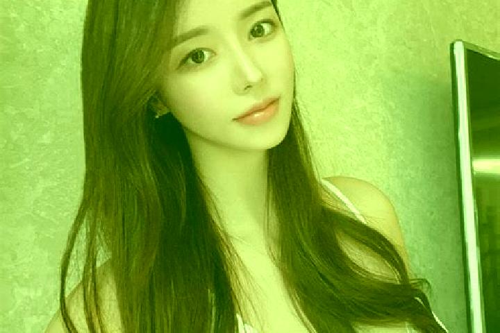 Olivia, 35 — Escort in Ulan, China