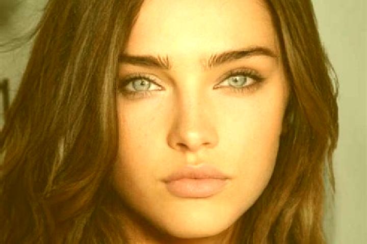 Olivia, 36, a brunette blue-eyed indian companion based in Acquarossa. Offering Roleplay, Fetish, Deep French Kissing, Travel Companion. Available for incall...