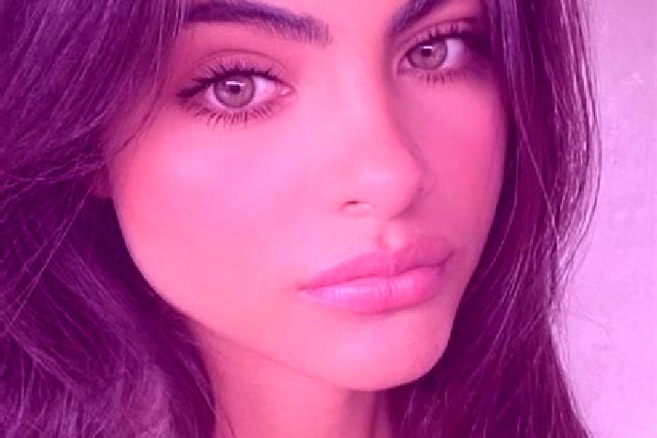Olivia, 36, a chestnut dark-eyed indian companion based in Al Hinadi. Offering A-Level, Fetish, Overnight, Massage. Available for incall and outcall, day and...