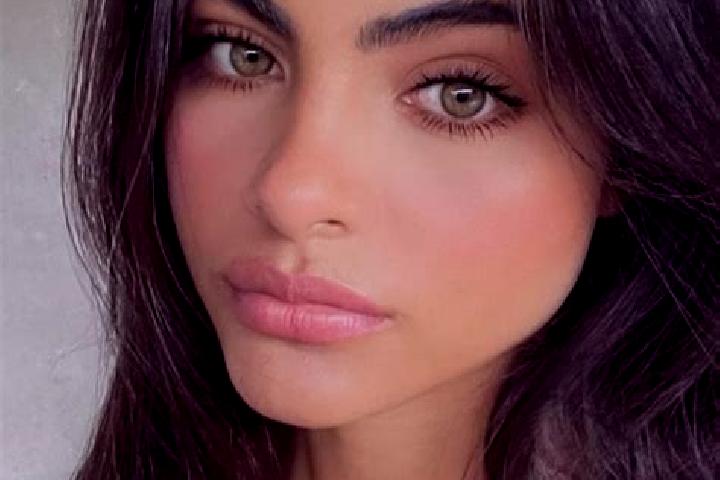 Olivia, 36, a chestnut dark-eyed indian companion based in Rogers Park. Offering Travel Companion, Girlfriend Experience, Erotic Massage. Available for incal...