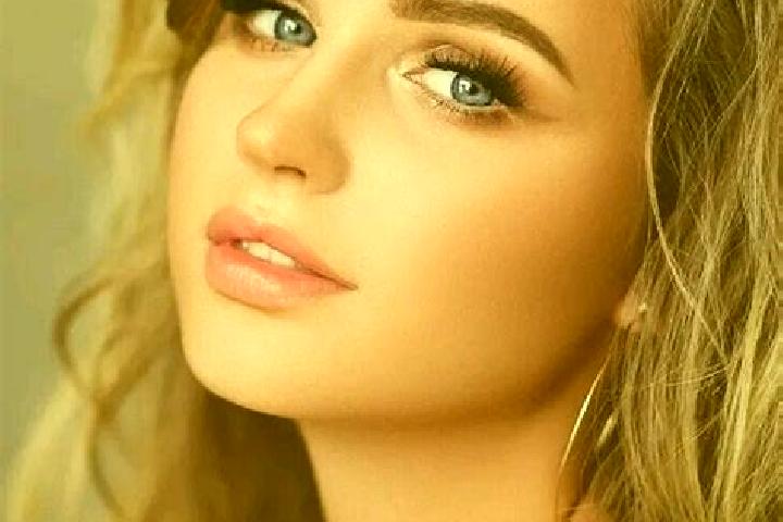 Olivia, 36, a dark blonde blue-eyed slavic companion based in Chortoryya. Offering CIM, Domination, BDSM. Available for incall and outcall, day and evening d...