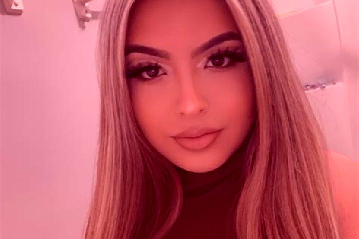 Olivia, 36, a red blue-eyed mixed companion based in Gyorujbarat. Offering Deep French Kissing, 69, Couples. Available for incall and outcall, overnight book...