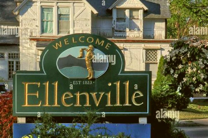 Olivia, 36 — Escort in Ellenville, United States