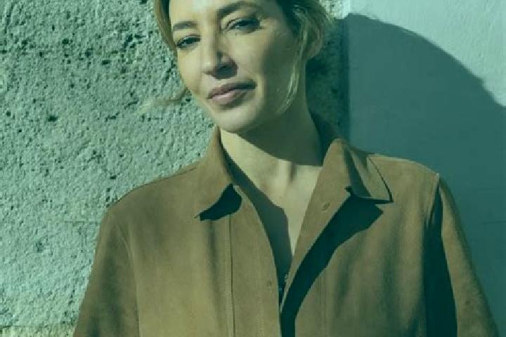Olivia, 36 — Escort in Mere, France