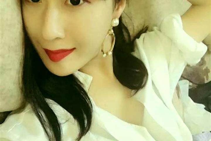 Olivia, 36 — Escort in Tongchuan, China