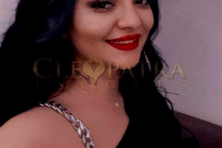 Olivia, 37, a black blue-eyed latina companion based in Tebedu. Offering Couples, OWO, Party Girl, Deep French Kissing. Available for incall and outcall, day...