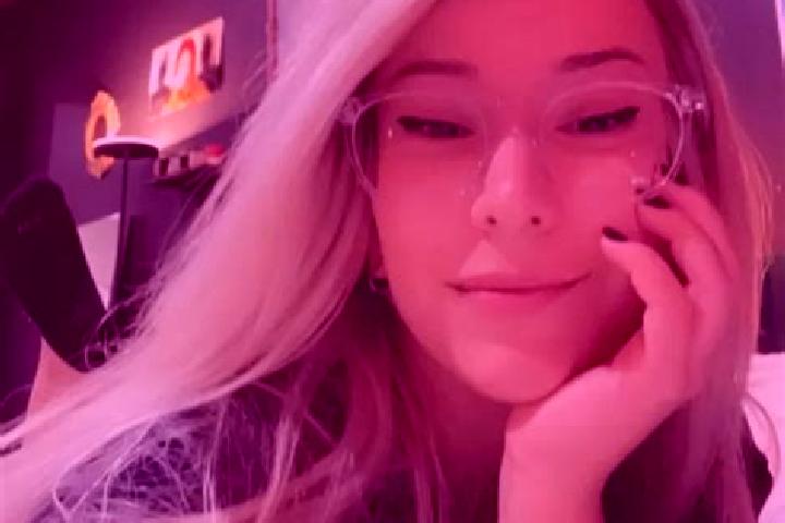 Olivia, 37, a blonde grey-eyed ebony companion based in Saquena. Offering OWO, Deep French Kissing, GFE, Striptease, Roleplay. Available for incall and outca...
