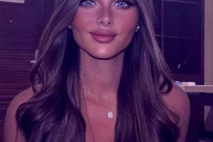 Olivia, 37, a brunette dark-eyed caribbean companion based in La Teste-de-Buch. Offering Fetish, CIM, Couples, GFE. Available for incall and outcall, overnig...