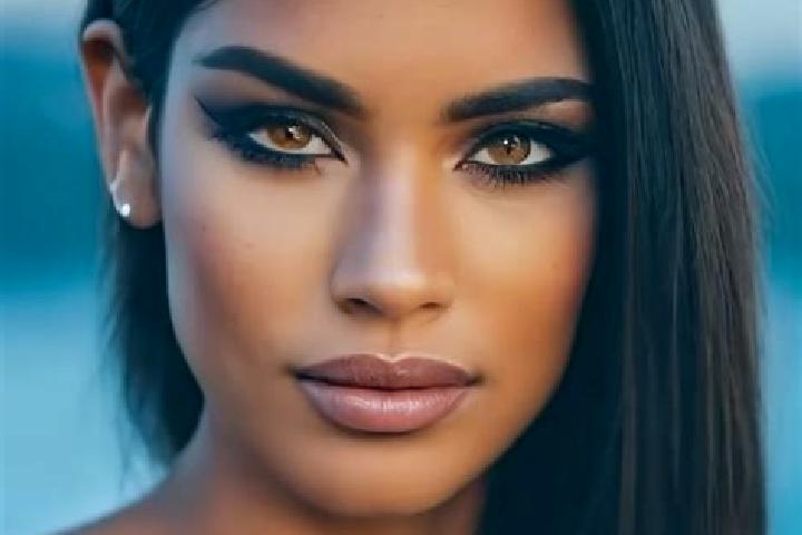 Olivia, 37, a chestnut amber-eyed latina companion based in Wieda. Offering Girlfriend Experience, OWO, Dinner Date. Available for incall and outcall, overni...