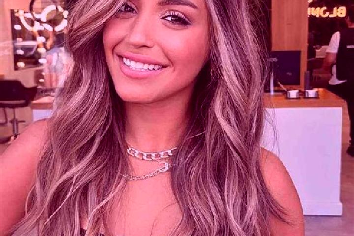Olivia, 37, a dark blonde brown-eyed caucasian companion based in Risod. Offering Duos, Erotic Massage, 69, Couples. Available for incall and outcall, day an...