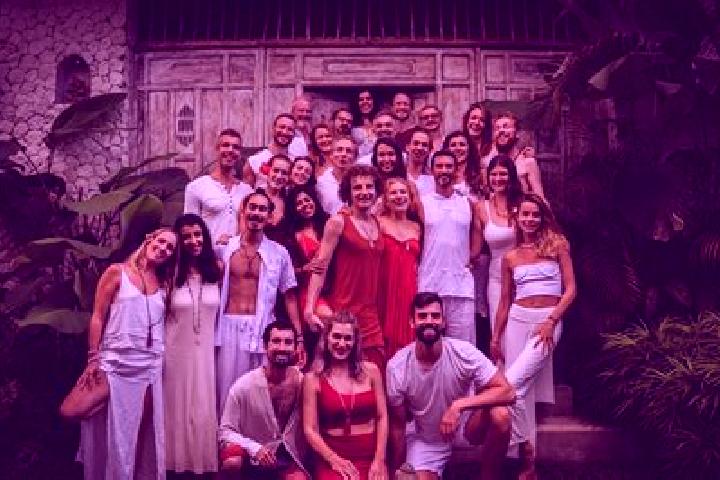 Olivia, 37, a red dark-eyed european companion based in Taviano. Offering CIM, Girlfriend Experience, OWO, Tantra. Available for incall and outcall, overnigh...