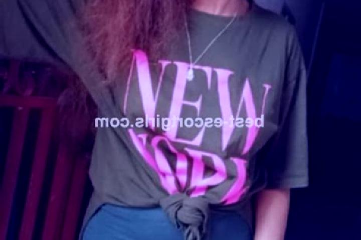 Olivia, 37 — Escort in Daji, Comoros
