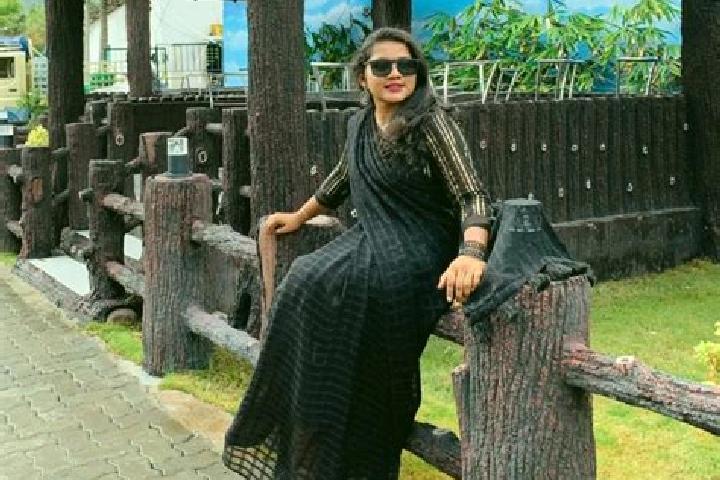 Olivia, 37 — Escort in Tisaiyanvilai, India