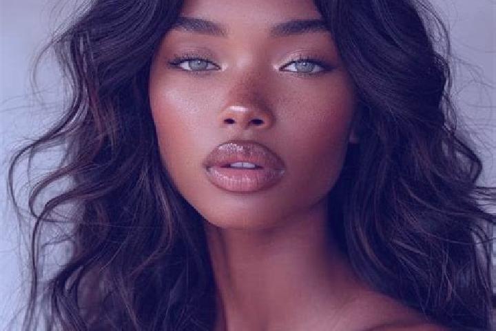 Olivia, 38, a black hazel-eyed mediterranean companion based in Egenhofen. Offering Party Girl, Duos, Domination. Available for incall and outcall, day and e...