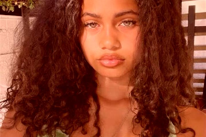 Olivia, 38, a red green-eyed mixed companion based in Samoreau. Offering OWO, Travel Companion, Striptease, Dinner Date. Available for incall and outcall, ov...