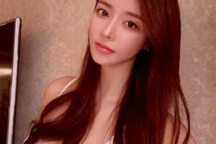 Olivia, 38 — Escort in Alakak, China