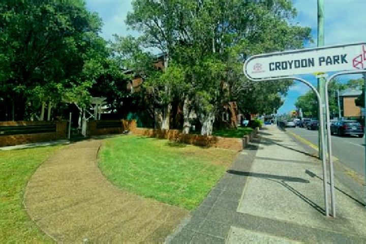 Olivia, 38 — Escort in Croydon Park, Australia