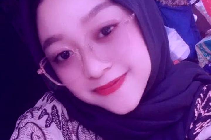 Olivia, 38 — Escort in Sambong, Indonesia
