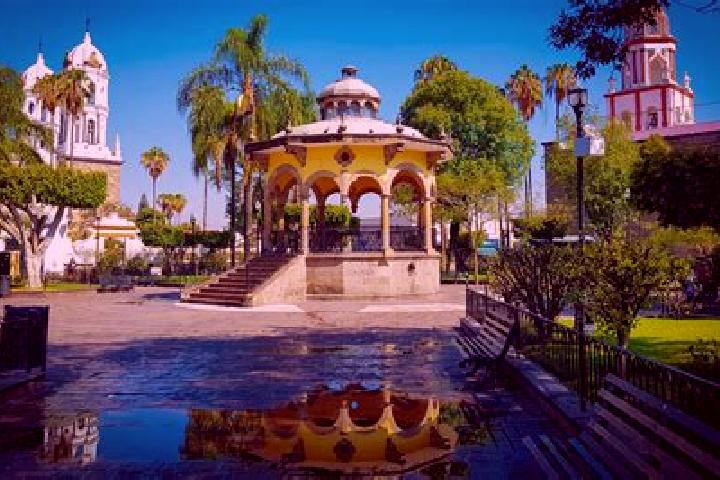Olivia, 38 — Escort in Tlaquepaque, Mexico