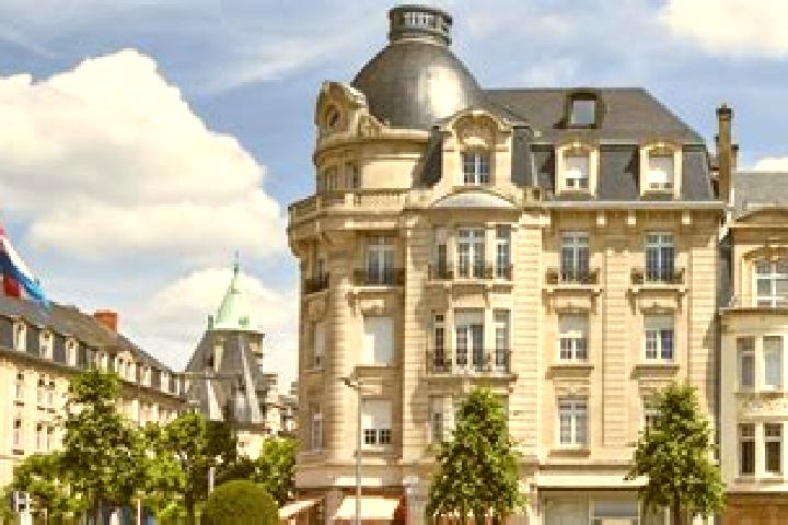 Olivia, 38 — Escort in Ville Haute, Luxembourg