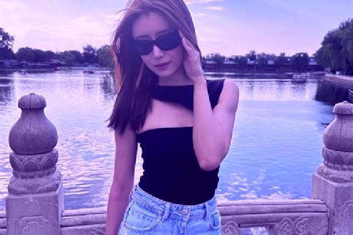 Olivia, 38 — Escort in Xiaohui, China