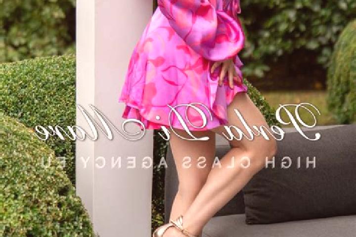 Olivia, 39 — Escort in Scurtu Mare, Romania