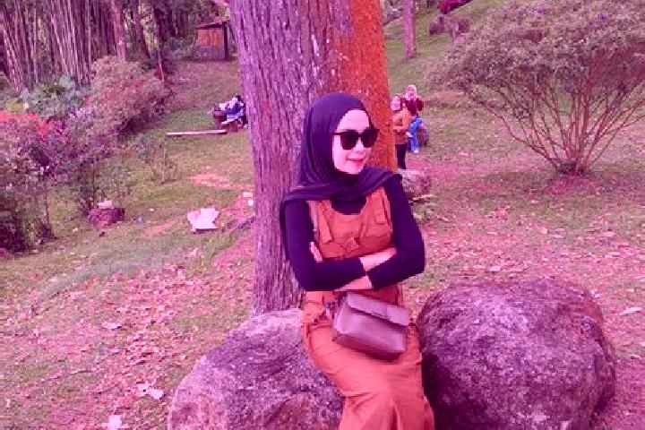 Olivia, 39 — Escort in Sidomulyo, Indonesia