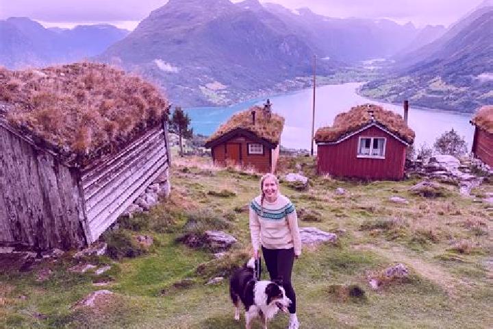 Olivia, 39 — Escort in Vikevag, Norway