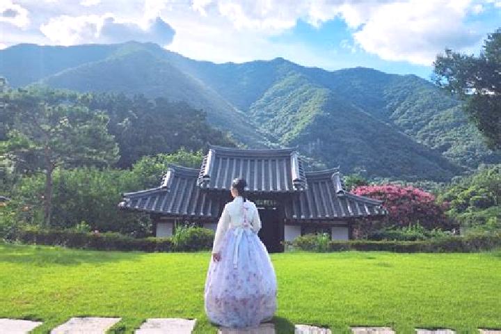 Olivia, 39 — Escort in Wanju, South Korea