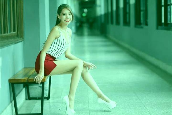 Penelope, 20, a blonde dark-eyed asian companion based in Moussobadougou. Offering Duos, Travel Companion, Massage, Couples, BDSM. Available for incall and o...