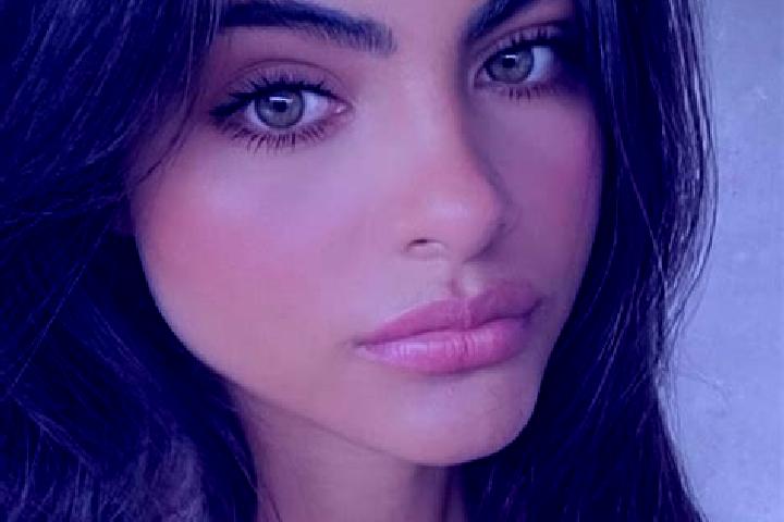 Penelope, 20, a dark blonde green-eyed caucasian companion based in Millerton. Offering GFE, Domination, Deep French Kissing, Dinner Date. Available for inca...